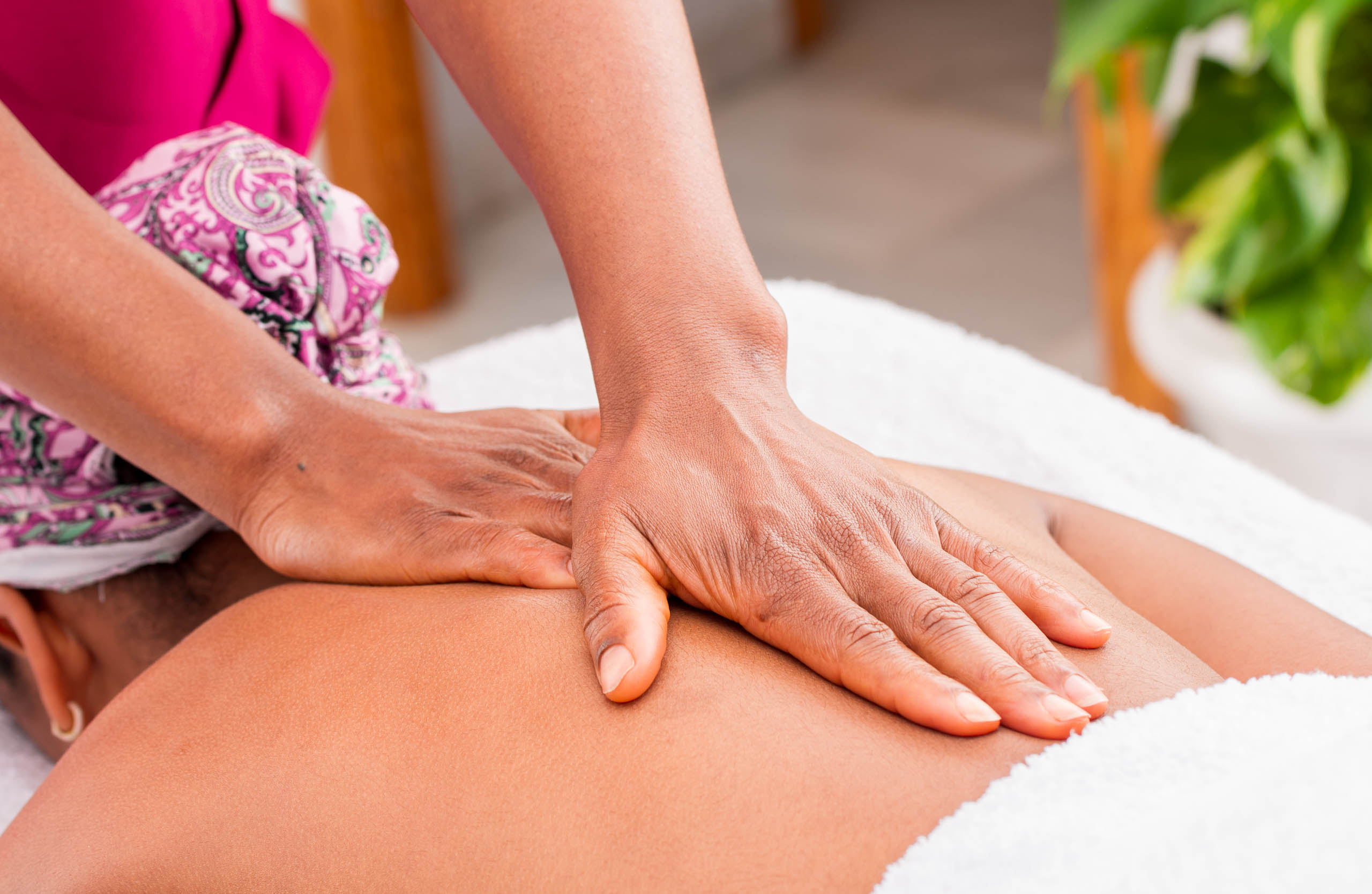 hands Massage Marbella, Golden Hands, Professional Massage, San Pedro Alcántara, Therapy, Treatment, Reflexology, Drainage, Relax, Sport, Thai Massage